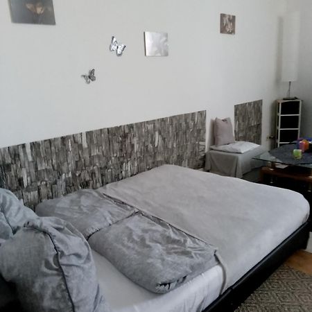 Studiowohnung, Neu Renoviert, Zentrale Lage Saarlouis Exterior photo